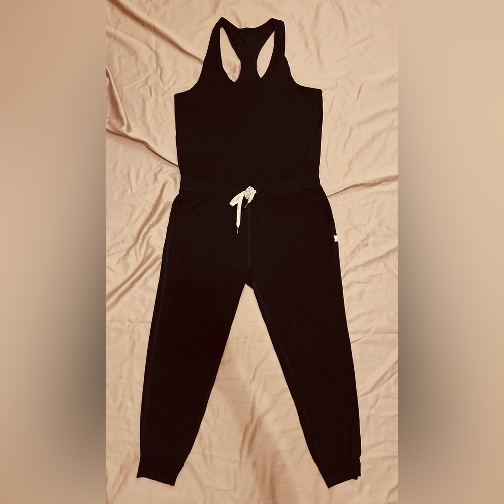 Vuori Lux Jumpsuit Size Small - Picture 2 of 15